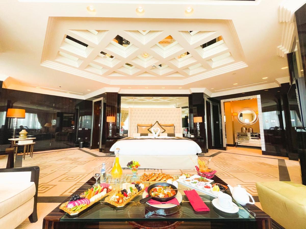 Moevenpick Grand Al Bustan Hotel Dubai Ngoại thất bức ảnh The Royal Suite