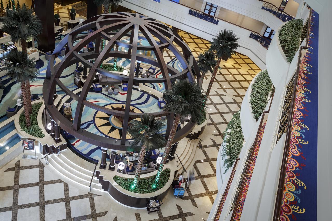 Moevenpick Grand Al Bustan Hotel Dubai Ngoại thất bức ảnh The lobby of the hotel